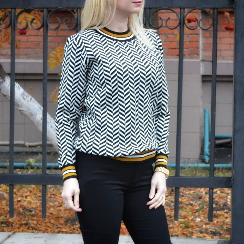 

New High Quality Striped Autumn Winter Women Sweater Thick Jacquard Knitted Pullover and Sweater Fashion Casual Femme Jumper