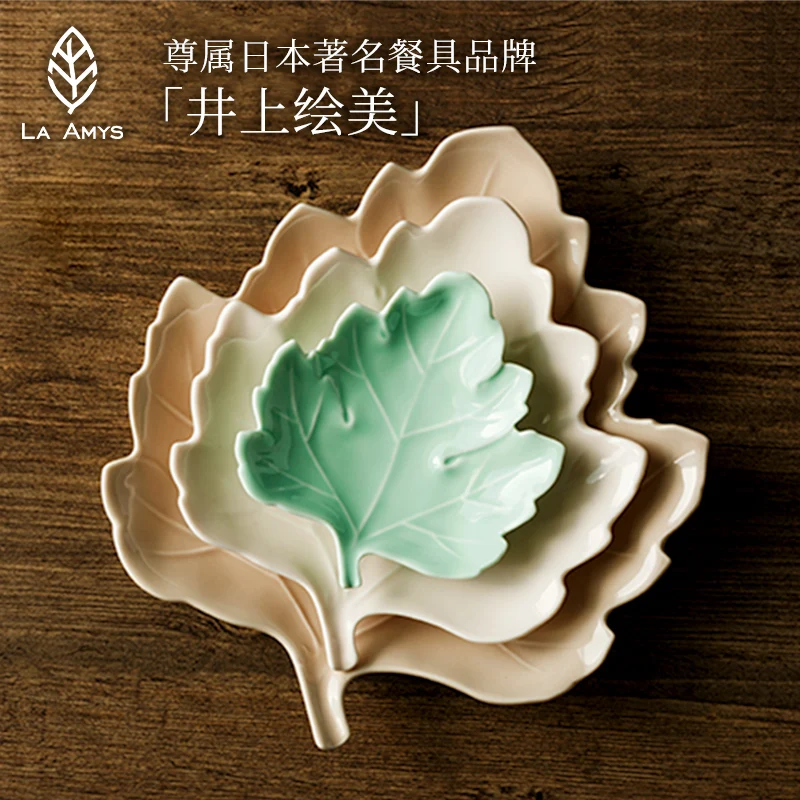 

Food Cish Creative Maple Leaf Sauce Dish Well Painted Small Plate Breakfast Dinnerware