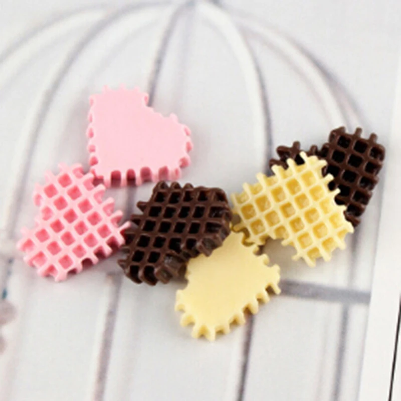 

10pcs/lot Kawaii Cute Mini Resin DIY Flatback Food Cake Love Biscuit Donuts Miniature Dollhouse Accessories Pretend Play Toy