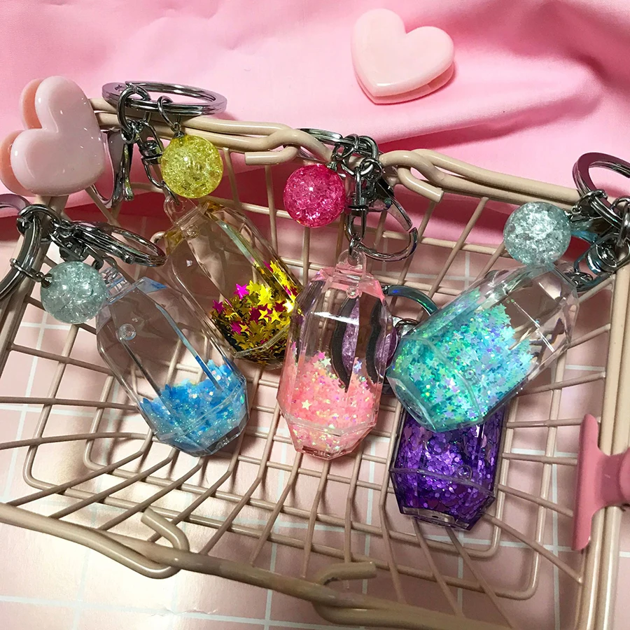 

2019 Unique Couples Sequins Acrylic Pendant Keychain Quicksand Liquid Decompression Bottle Jewelry Birthday Lover's Family Gift