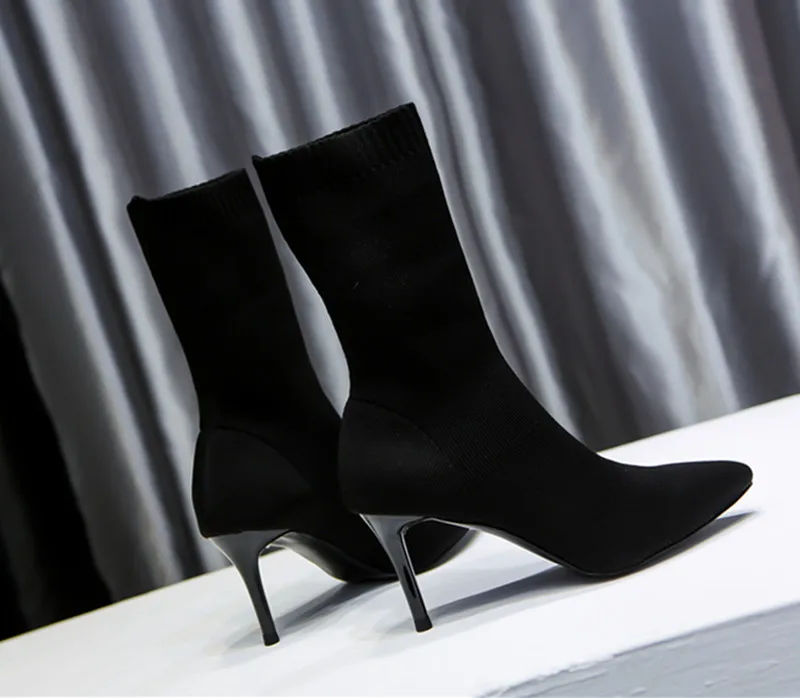 

2018 Autumn Women Sock Boots Stretch Fabric Slip On 5CM High Heels Pointed Toe Ankle Boots 7cm Women Pumps Stiletto Ladies Shoes