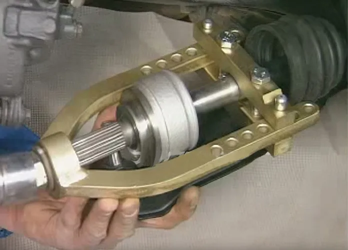 QX3Y8(3Q~WEVC{{`0@WSM(U_
