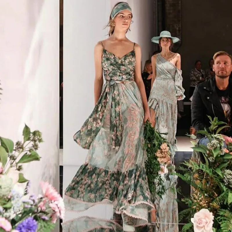 

Runway Dress 2019 New Arrival Women High Quality Luxury Designer V Neck Summer Sexy Dress Strap Maxi Dress Vintage Boho Dress