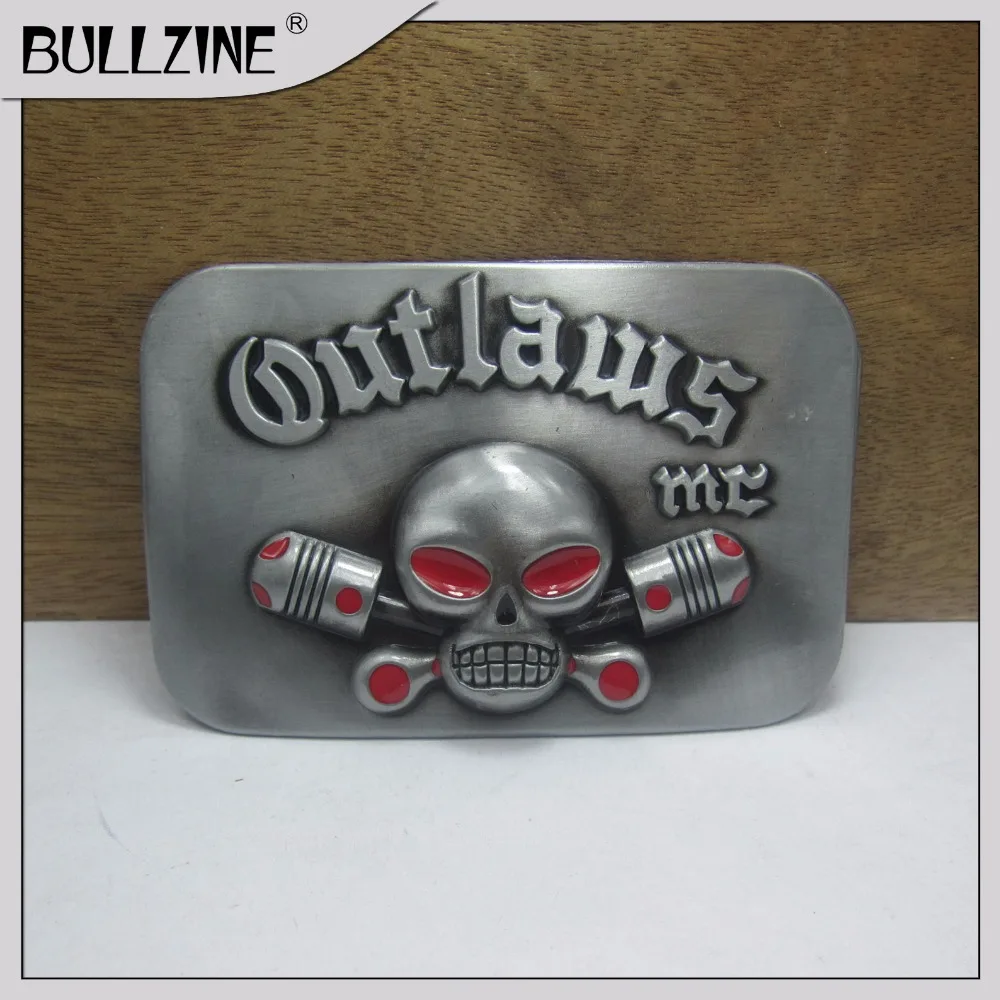 

Bullzine out laws skull belt buckle with pewter finish FP-03669 with continous stock