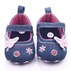 Обувь для маленьких девочек джинсовые малышей бабочка принцессы с вышивкой кроватки обуви первые ходоки детская обувь первые ходунки