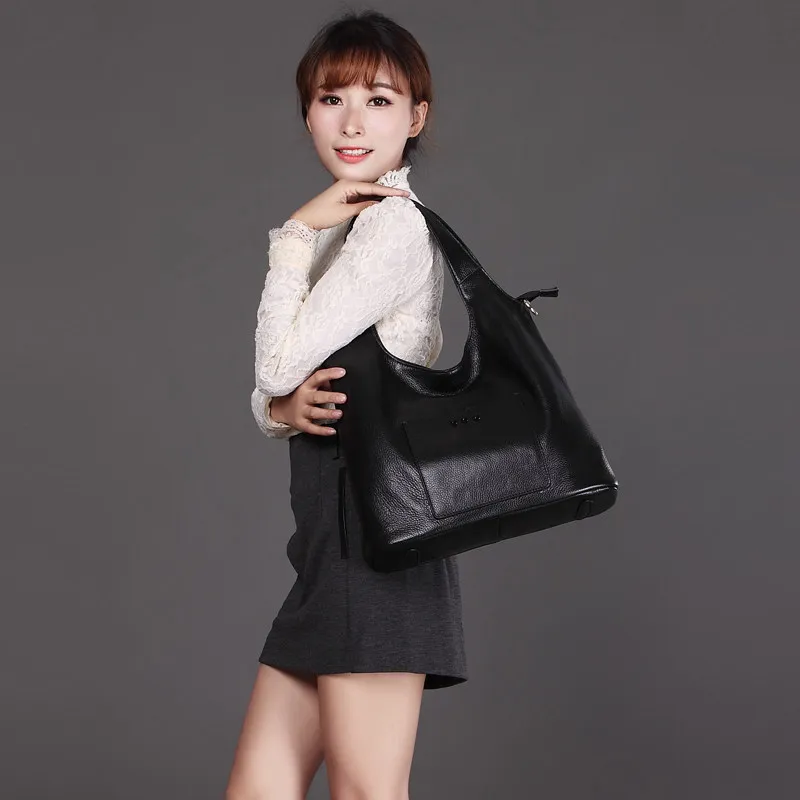 Fashion retro style casual womenleather handbags simple rivet shoulder bag large capacity soft Cowhide bolsa feminina