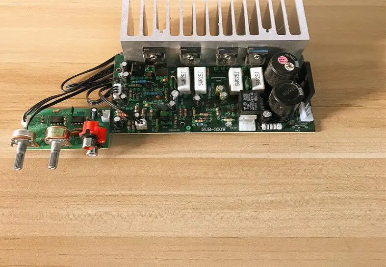 x600