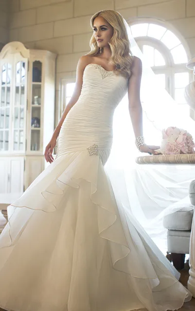 Free Shipping Fabulous Organza Trumpet Wedding Gown Beading Free Shipping Fabulous Organza Trumpet Wedding Gown Beading Sweetheart Neckline Ruched Bodice Bridal