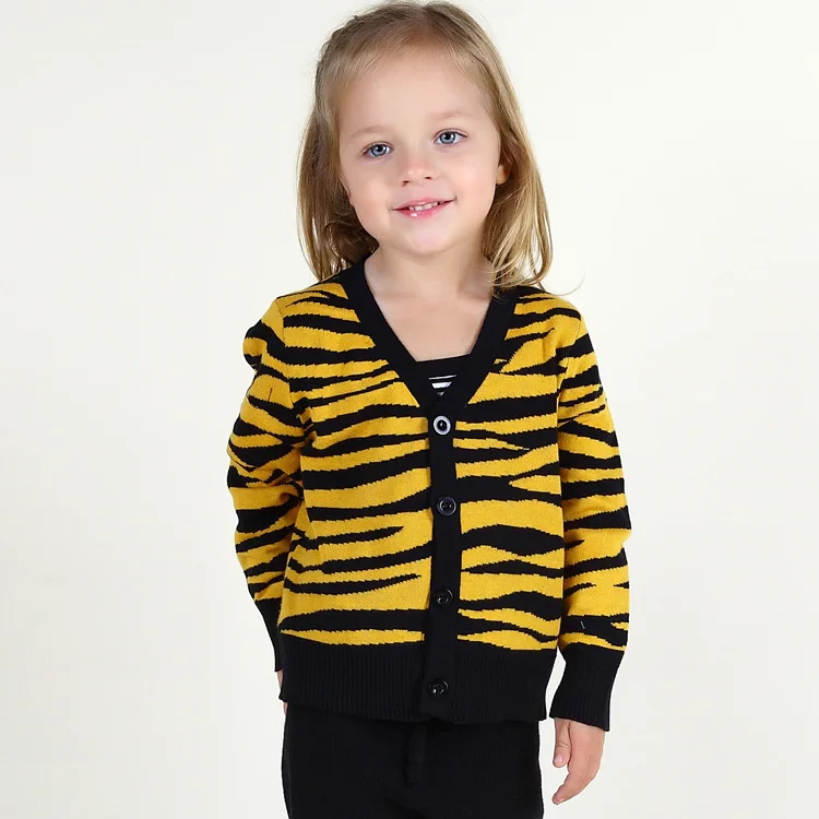 

2017 Childrens Sweater Single Breasted Leopard Print Baby Girls Boys Cardigan Sweaters Cotton Tiger Print Knitted Girl Blouse