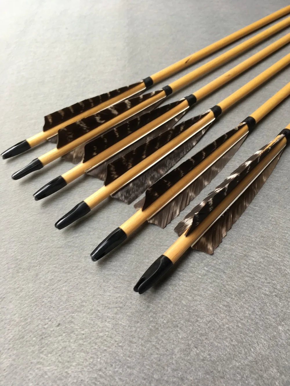 6 Pk Archery Wood Grained Wooden Arrows Removable Eagle Feather Shield