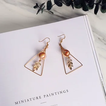 Женские винтажные серьги-подвески XE1053, металлические треугольные серьги с подвеской в виде листика, золотого цвета, 2018