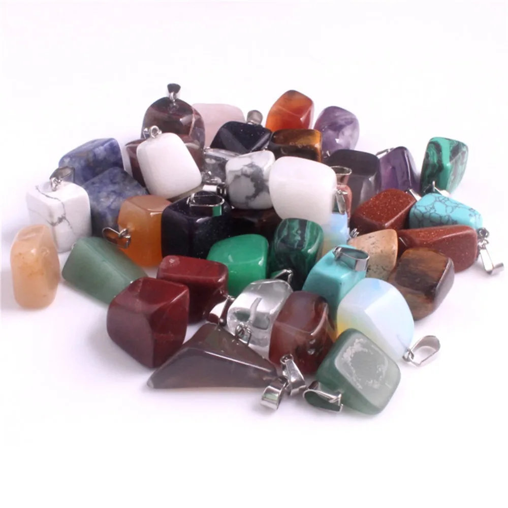 

Wholesale 50pcs/lot Natural Stone Crystal Quartz Mixed Color Random Irregular Charm Healing Reiki Stone Pendulum Free Shipping