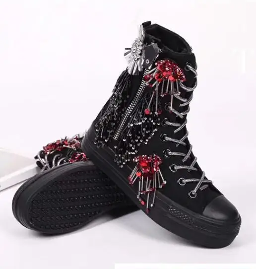 

2019 New European Station Korea Heavy Duty Beads High shoes Canvas Shoes Sequin Flowers Silver Casual shoes
