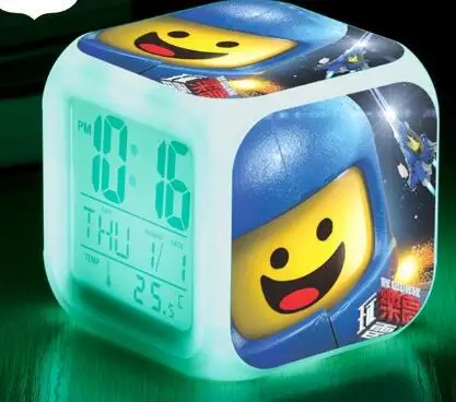 Светодиодные часы будильник Lego с изобрасветодиодный ением Бэтмена светящиеся