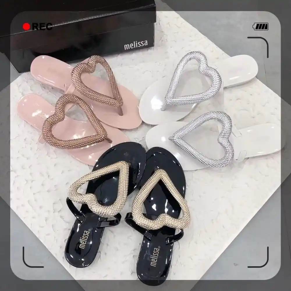 melissa heart flip flops