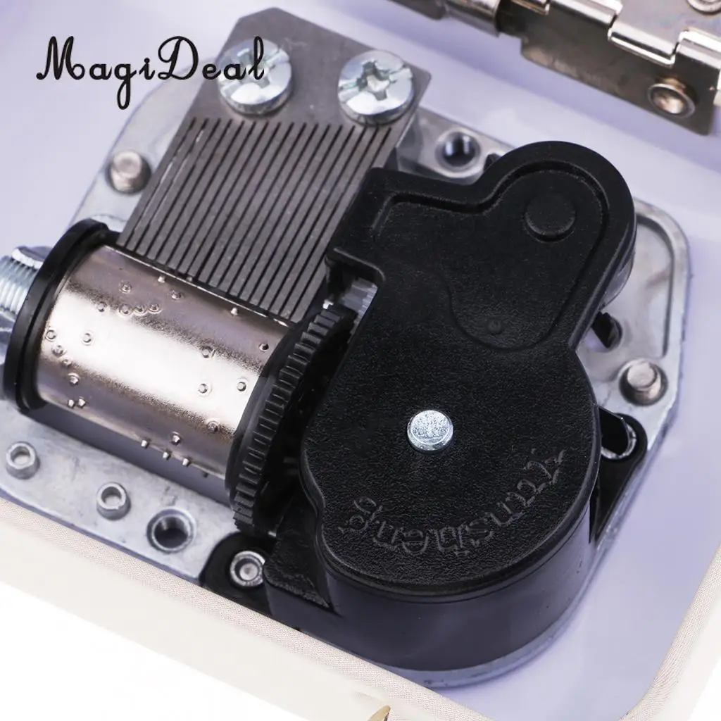 MagiDeal Play 'Innocent' Luggage Suitcase Wind-up Miniature Music Box for Girls Christmas Gift