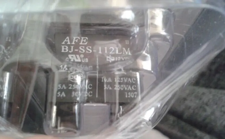 

BJ-SS-112LM 12VDC DIP4 relay AFE New and original HF32F OJE-SS-105DM