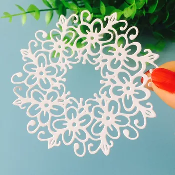 

Hollow Round Garland Metal Cutting Dies Greeting Cards Scrapbooking Die Stamp DIY Scrapbooking Card Photo Decoration Supplies