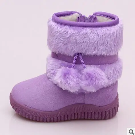 Зимние ботинки для девочек; Новинка; модные удобные толстые теплые детские ботинки с помпонами; милые зимние ботинки для мальчиков; ботинки для принцессы - Цвет: Фиолетовый