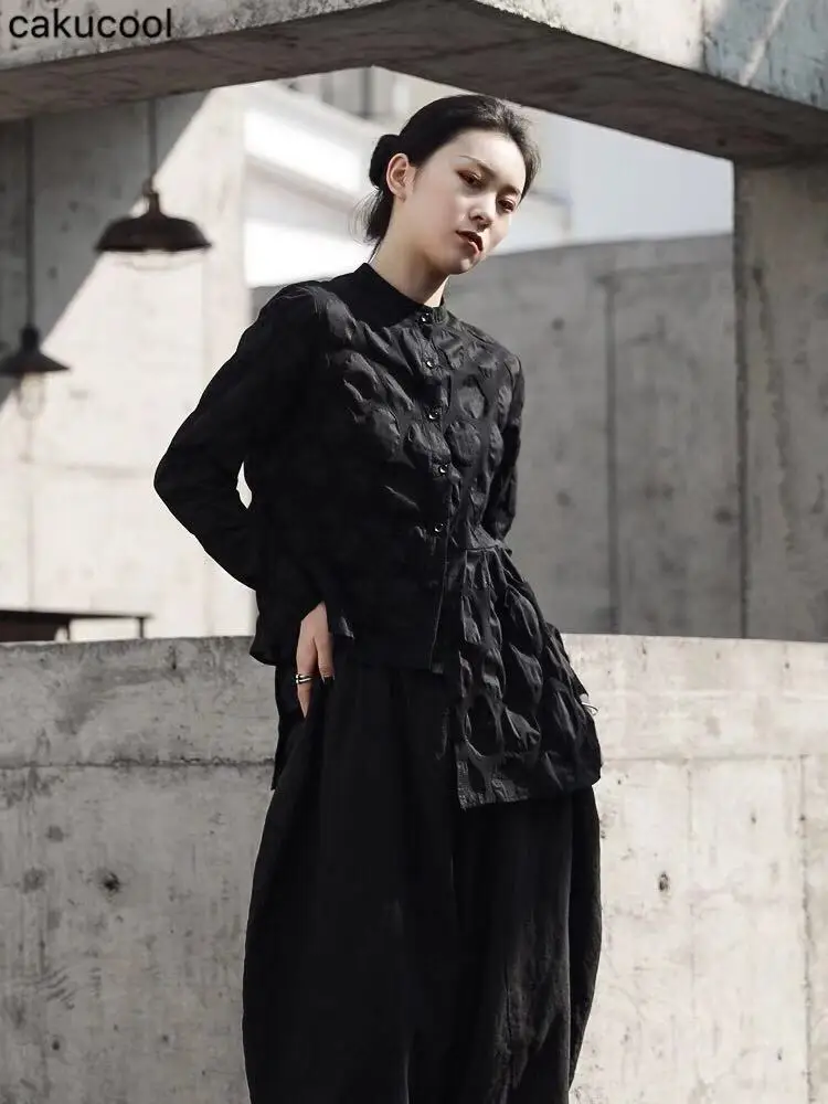 

Cakucool 2019 Spring and Summer New Retro fashion Japanese Aesthetics Dot Prints Dark Irregular Black Lady Long Sleeved Shirts