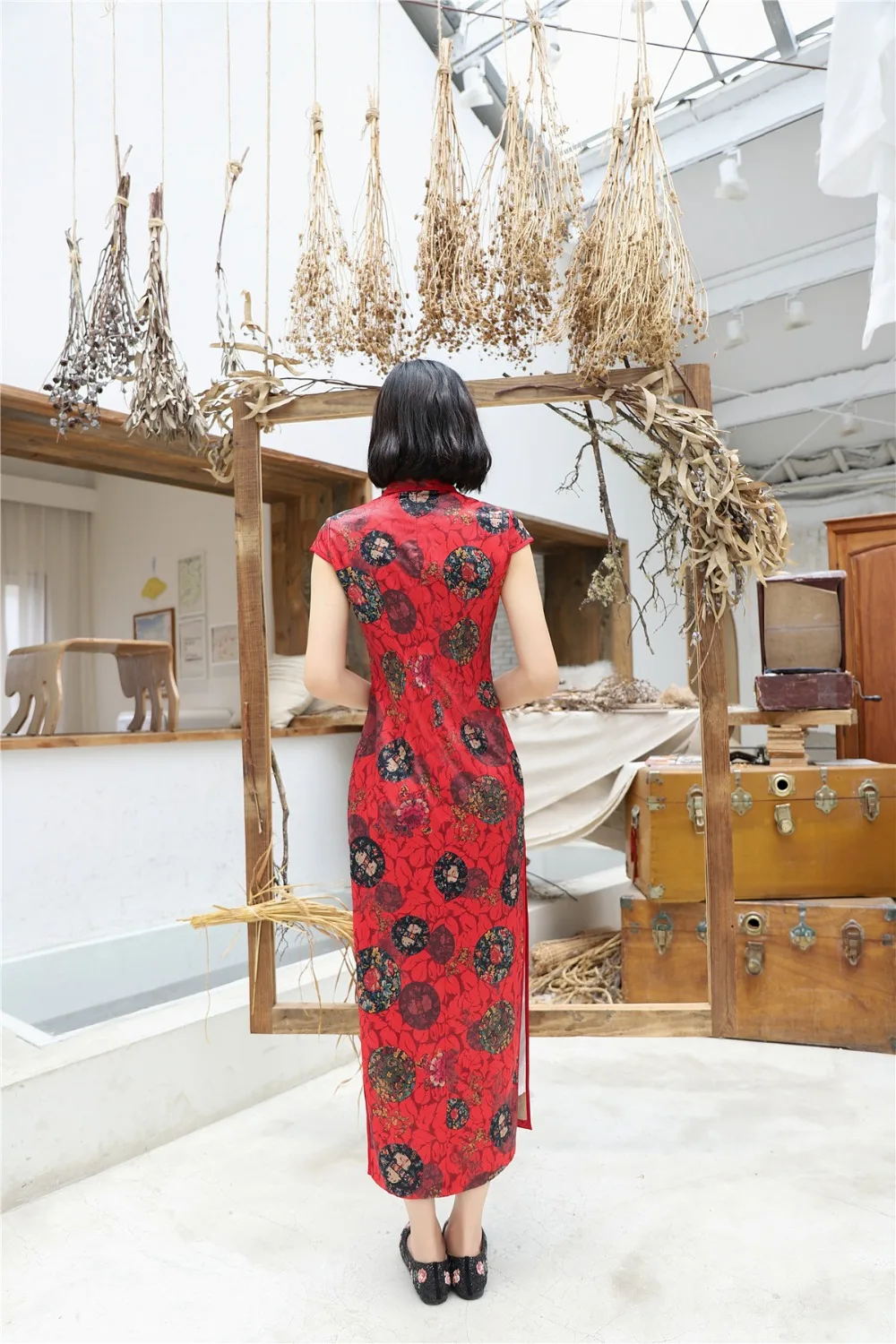 Шанхай история длинное китайское традиционное платье цветочный Чонсам Qipao Восточный стиль платье 2 цвета