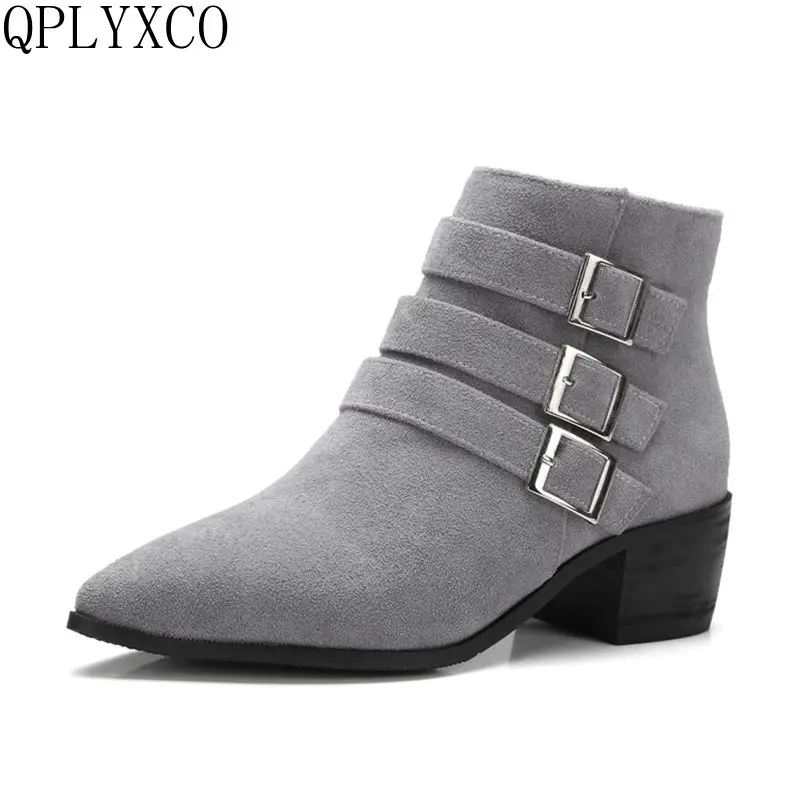 womens ankle boots with small heel