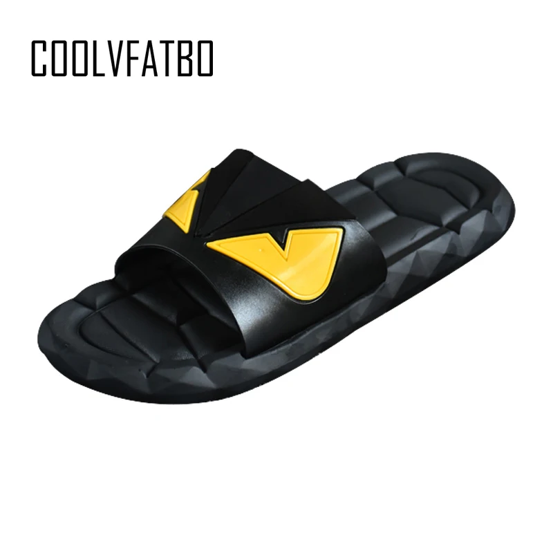

COOLVFATBO Slippers Men Casual Bathroom Shoes Outdoor Flat Flip Flops Lightweight Summer Beach Sandals Camouflage Surface Slippe