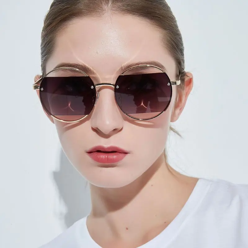 Round Sunglasses Hollow Retro Metal Frame Chic Fashion Personality UV400 Protection Women Men Brand Designer Reflective Vintage