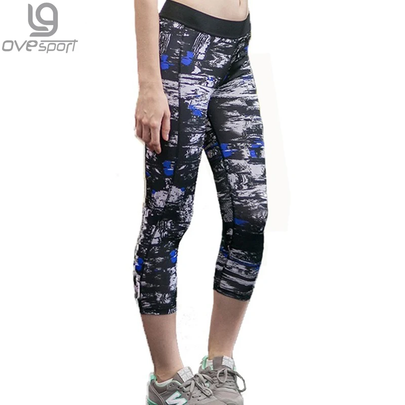 Wholesale Running Pants View all running Browse through our amazing collection of men's running clothing. Shop here and find t-shirts, shorts, jackets, vests and tights from the biggest brands including, Nike, adidas, New Balance, Under Armour, Karrimor & more.