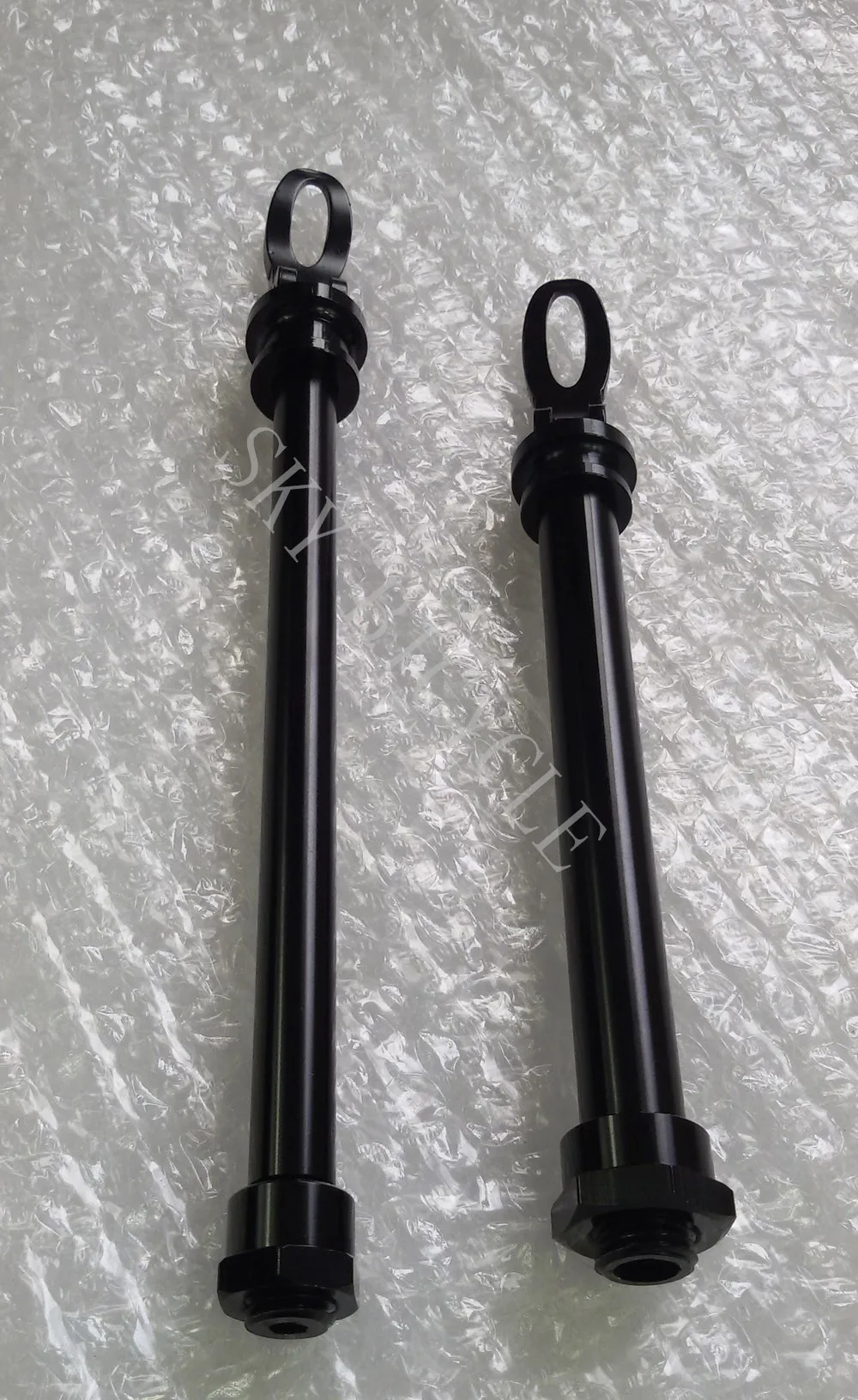 thru axle quick release