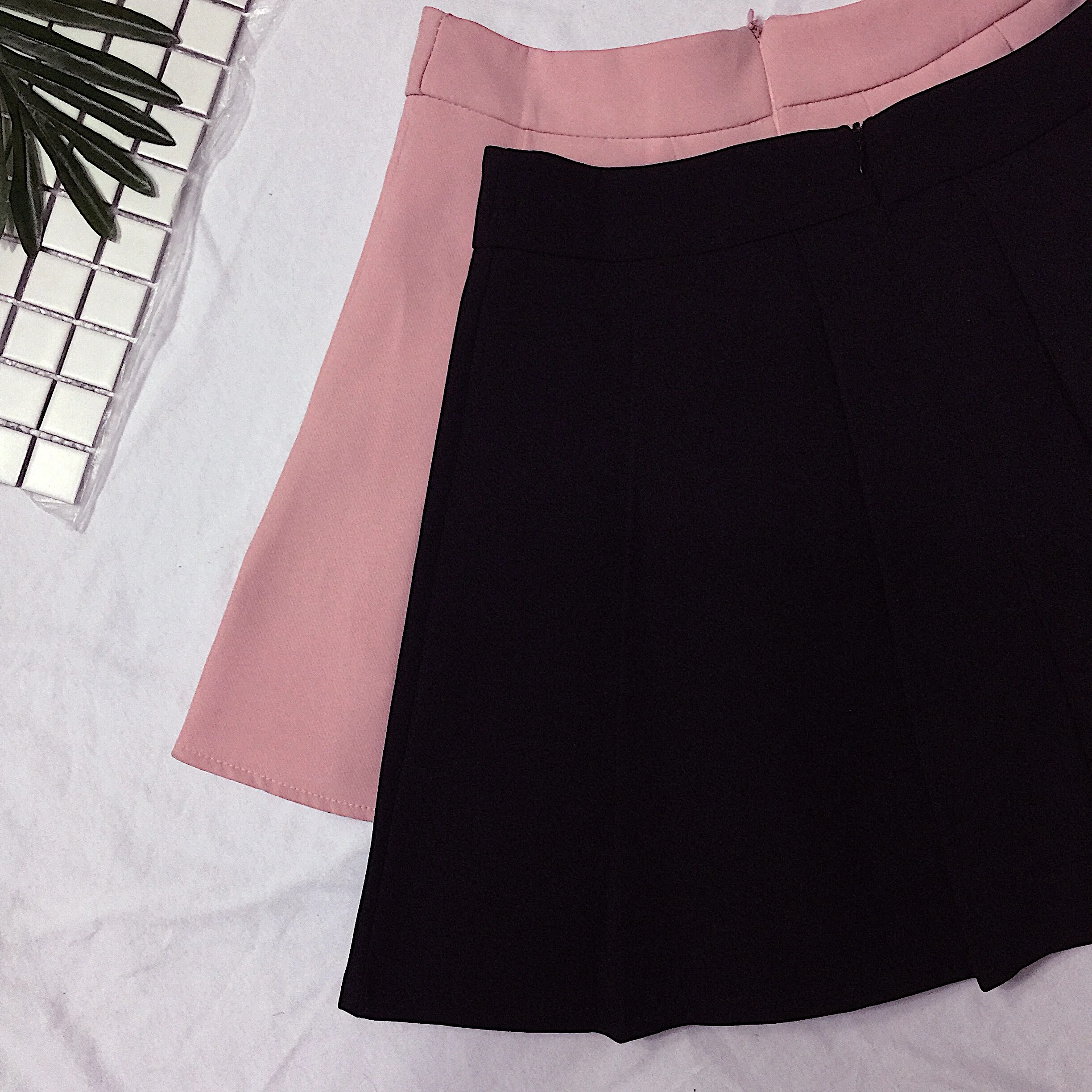 Harajuku Стиль Для женщин летние юбки Прекрасный Сердце Вышивка плиссированная юбка Высокая Талия розовый/черный милые женские юбки