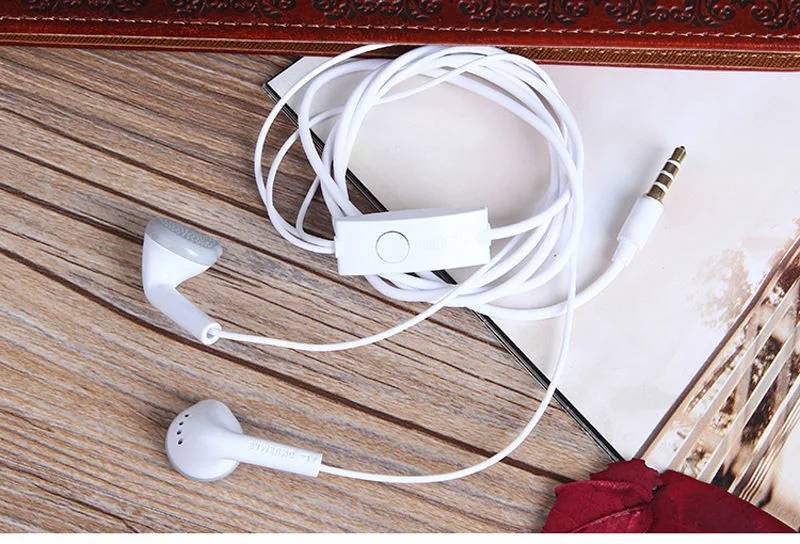 Classical_Sports_White_Original_Earphone_For_Samsung_with_Microphone_For_Note_4_S5830_C550 (6)