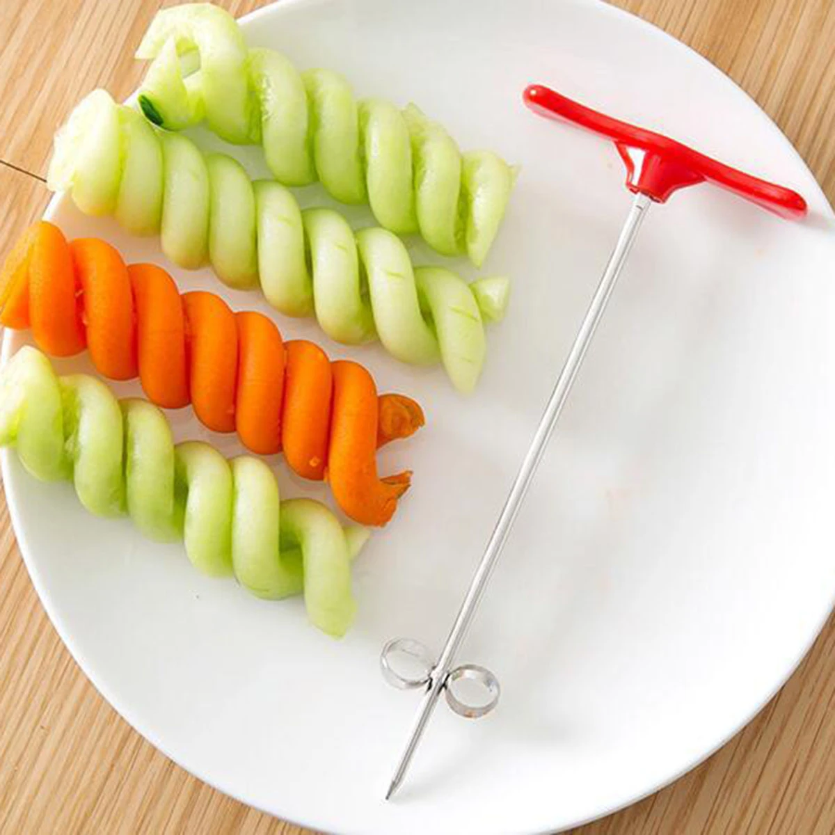 New Creative Vegetable Fruit Spiral Twist Knife Stainless Steel Manual