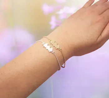 

30PCS- Fashion Vampire Bat Bracelet Simple Super Hero Batman Bracelets Superman Halloween Bracelets for Women