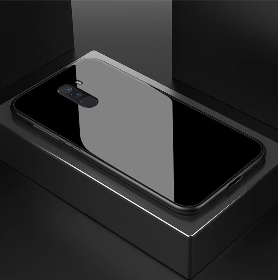 F1-Glass-Case_07_05