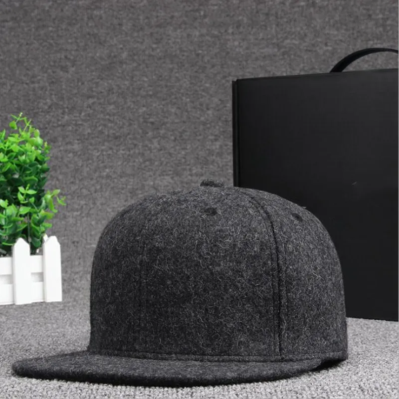 

oZyc NEW Winter Wool Hat Men Baseball Cap Adjustable Fashion New Warm Solid Black Gray Hats Hip Hop Visor Woolen Caps