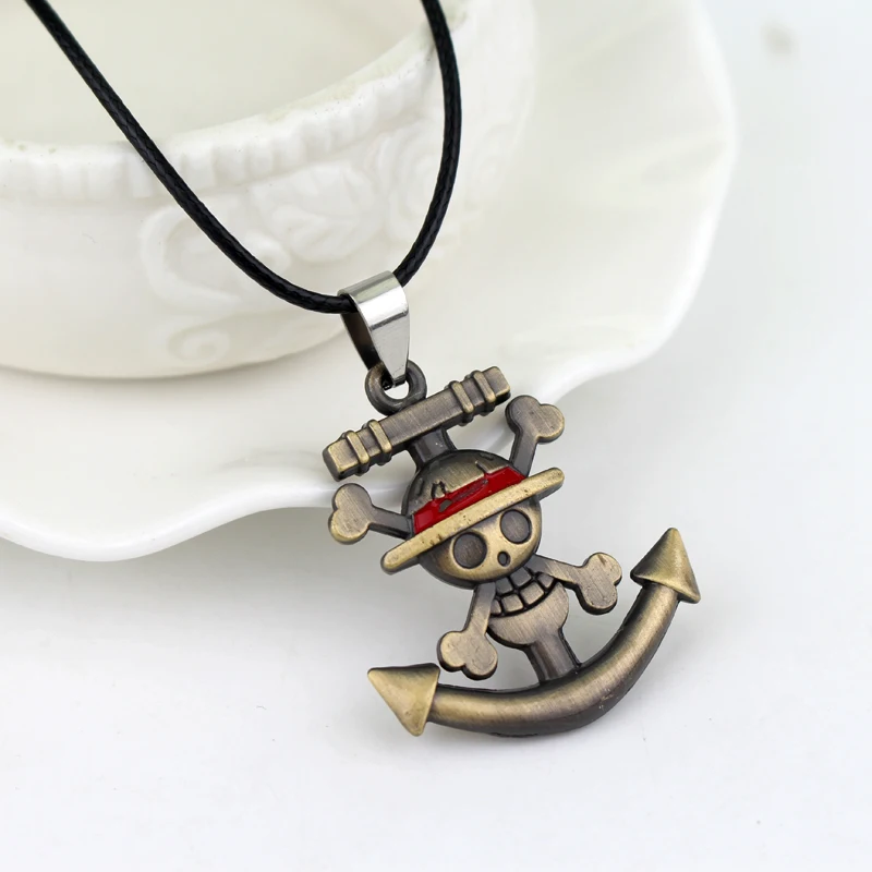 

Japanese Anime One Piece Necklace Classic Pirate Luffy Anchor Skull Logo Pendant Necklaces For Men Fashion Cosplay Accessories