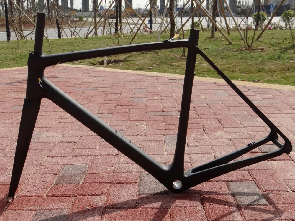 Clearance sale 700C Road Frame Toray Carbon UD Matt Road Bike Bicycle Cycling BB30 Frame 56cm