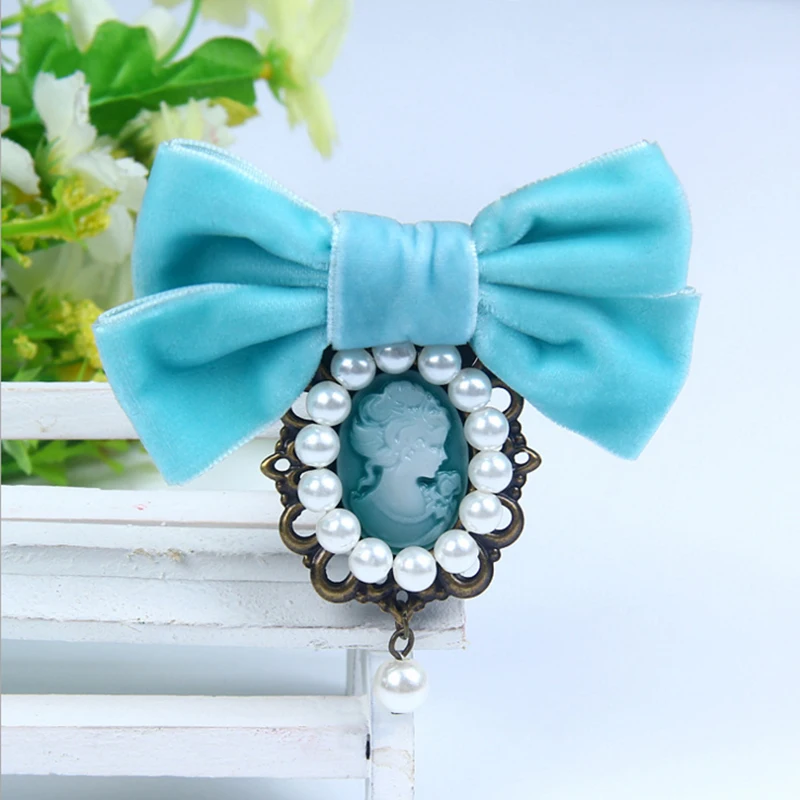 Women Pretty Velvet Ribbon Broszka Bowknot Beautiful Cameo Lady Head Simulated-pearl Brooches Vintage Elegant Costume Jewelry
Women Pretty Velvet Ribbon Broszka Bowknot Beautiful Cameo Lady Head Simulated-pearl Brooches Vintage Elegant Costume Jewelry