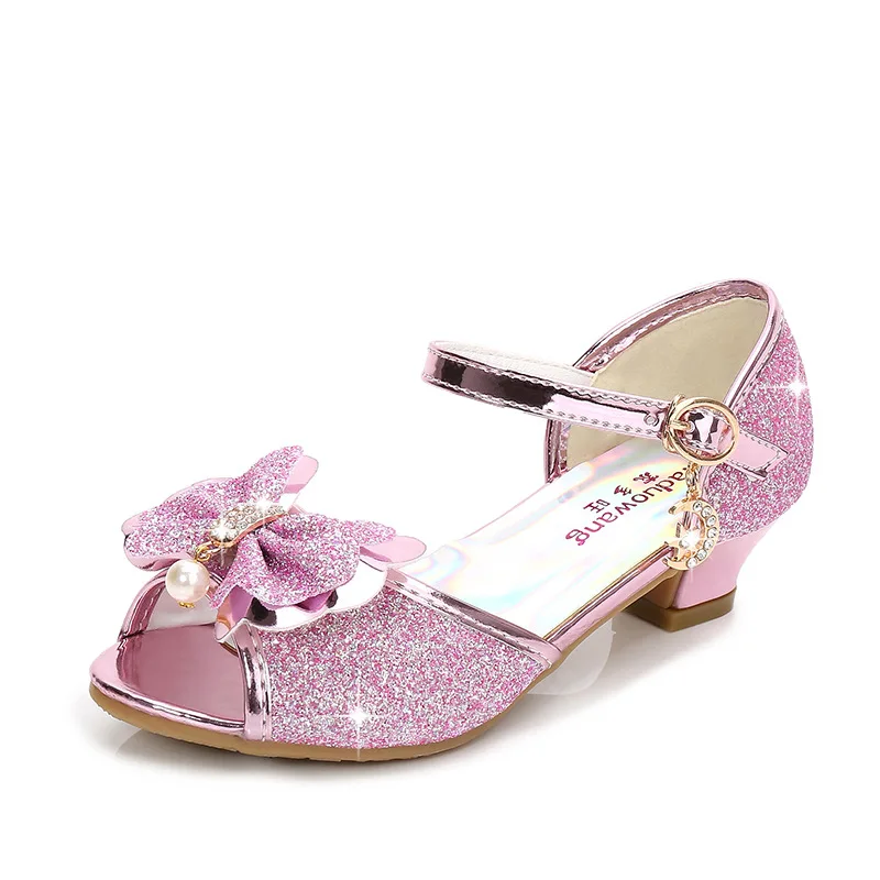 Новые летние сандалии для девочек с блестками и бантом Вечерние туфли на высоком каблуке для вечеринки, свадьбы, туфли принцессы с кристаллами, модная детская танцевальная обувь с открытым носком - Цвет: Розовый