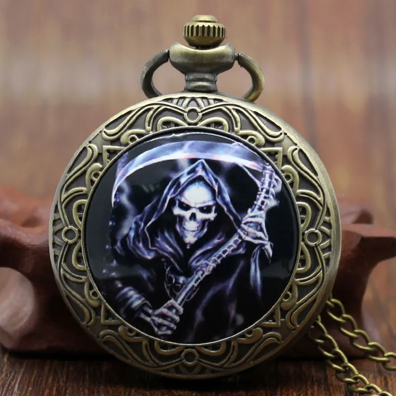 

Star Wars Darth Vader Carving Skull Flame Death Quartz Pocket Watch Men Boys with Chain Relogio De Bolso