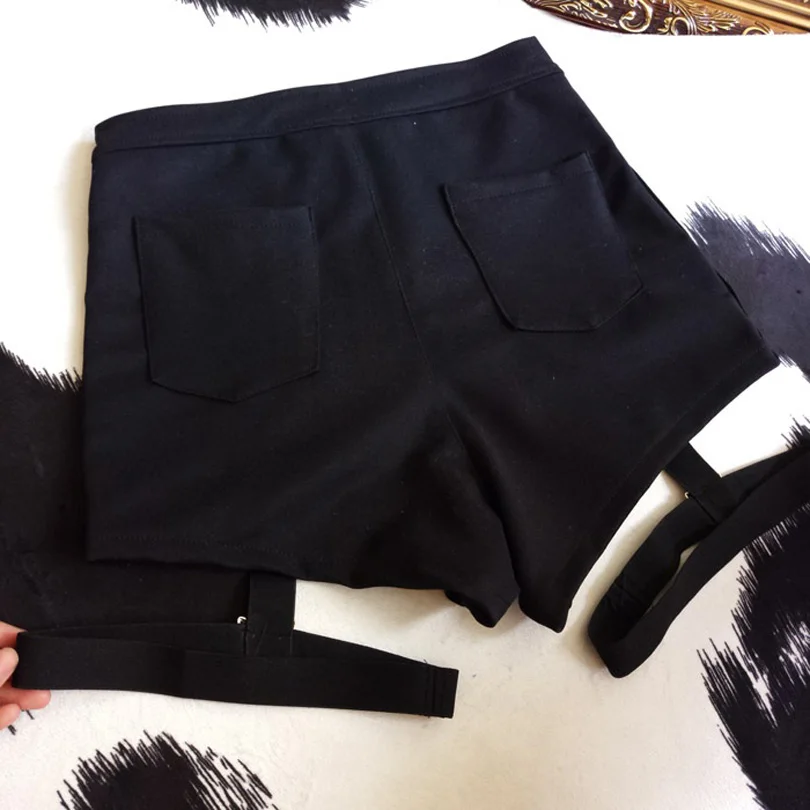 Черные женские шорты в стиле рок-панк с металлическими леопардовыми ...