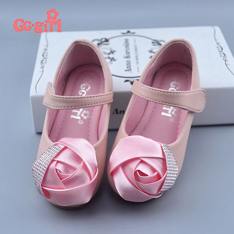 Детская кожаная обувь принцессы; Повседневная модная брендовая обувь из натуральной кожи с цветочным узором для маленьких девочек; sapato infantil menina; 3831-A118