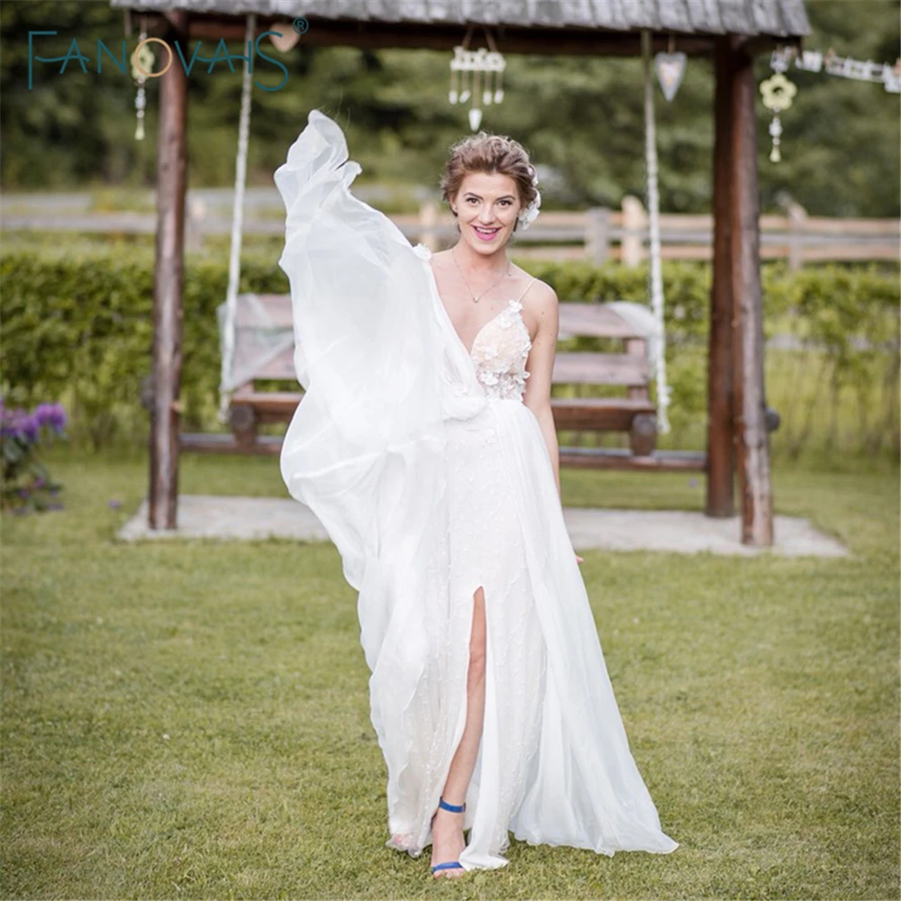 

Real Photo Delicate Boho Wedding Dress 2018 V-Neck Sheer Chiffon Flower Pearls A-Line Beach Wedding Gown Vestido de Noiva LM01