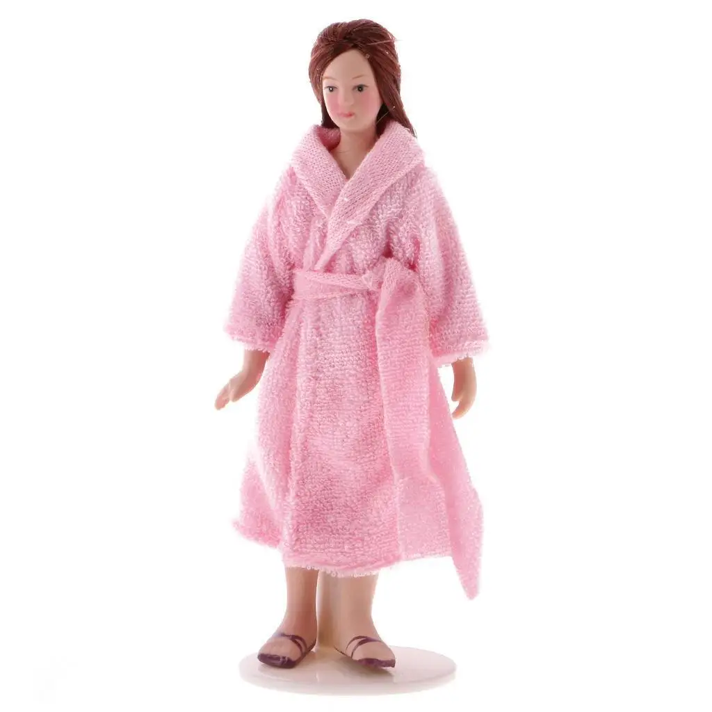 

AINY-1/12 Scale Dollhouse People Miniature Model A Lady Wearing Pajamas Doll Figurine for Dolls House Decor