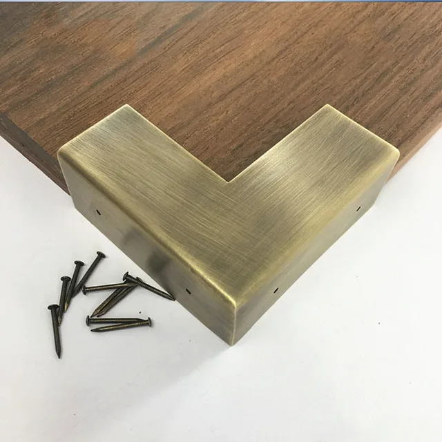 Protezioni Angolari In Ottone | 8 Pezzi Per Mobili Angolo 90° Stile Vintage - Foto 3