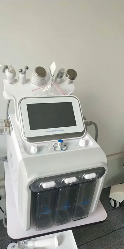 

Strong Power 6 in 1 H2O2 Small Bubble Spa Machine Hydro Water Vacuum Diamond Peeling Beauty Facial Cleaning Device