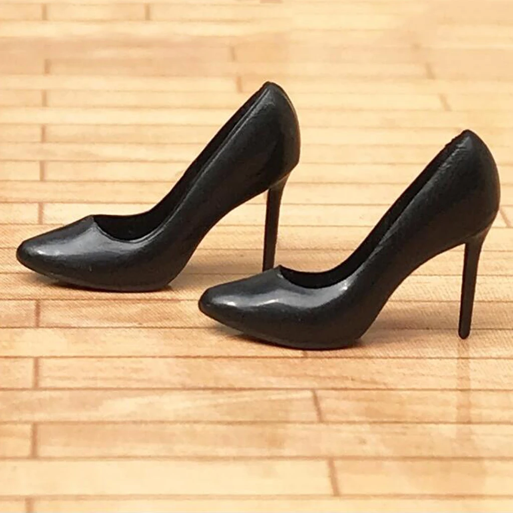 1/12 Scale Miniature Plastic Black High Heel Shoes Dolls Accessories for Doll House Room Furniture Woman Figures Accessory Decor