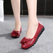 Красивая женская обувь Обувь из натуральной кожи на плоской подошве модные Лоферы для женщин Женская повседневная обувь Женские туфли-лодочки