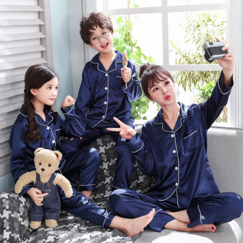 Mother Daughter Pajamas Sets 2019 Mom And Girls Boys Silk Home Wear Long Sleeve Sleepwear 2Pcs Sets Family Matching Outfits PJ36